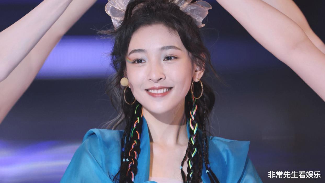 《浪姐4》团综开录, 吴倩亮相, 蔡卓宜加盟尴尬, 谢娜队全员缺席