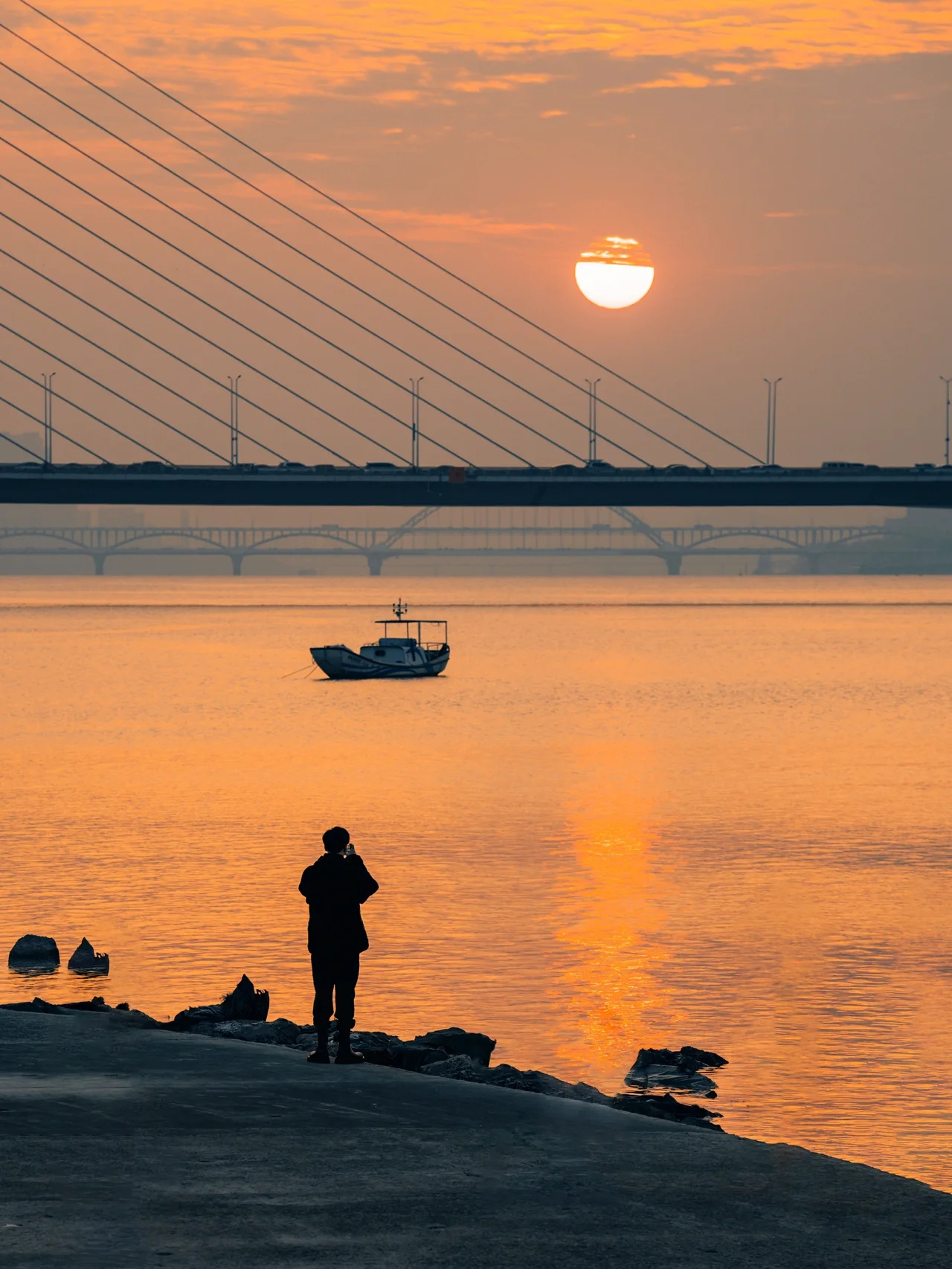 杭州拍照📷在钱塘江边也能听海🌊的声音