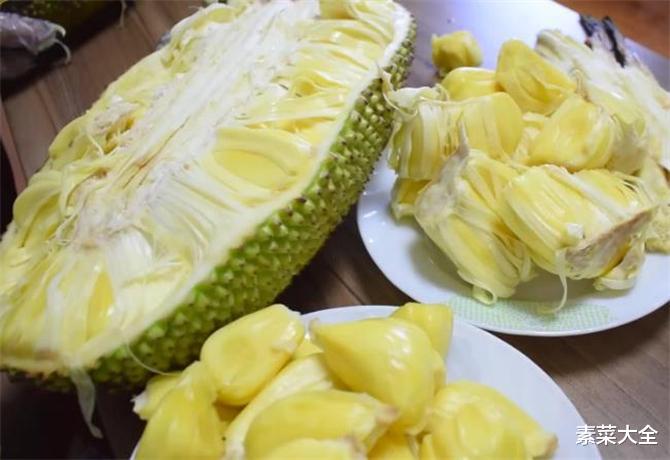 解锁菠萝蜜的正确剥法, 沉浸式剥水果无法自拔