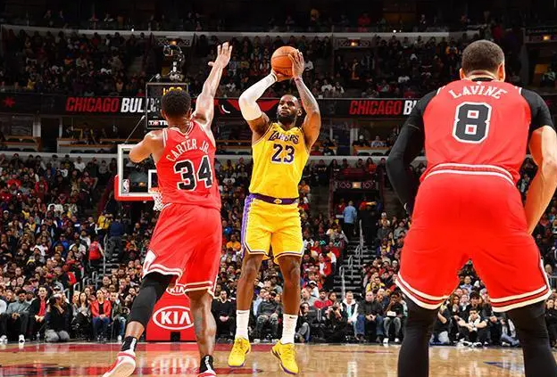 没有塔图姆！凯尔特人144-119大胜国王，看看数据谁是赢球最大功臣？
霍勒迪：