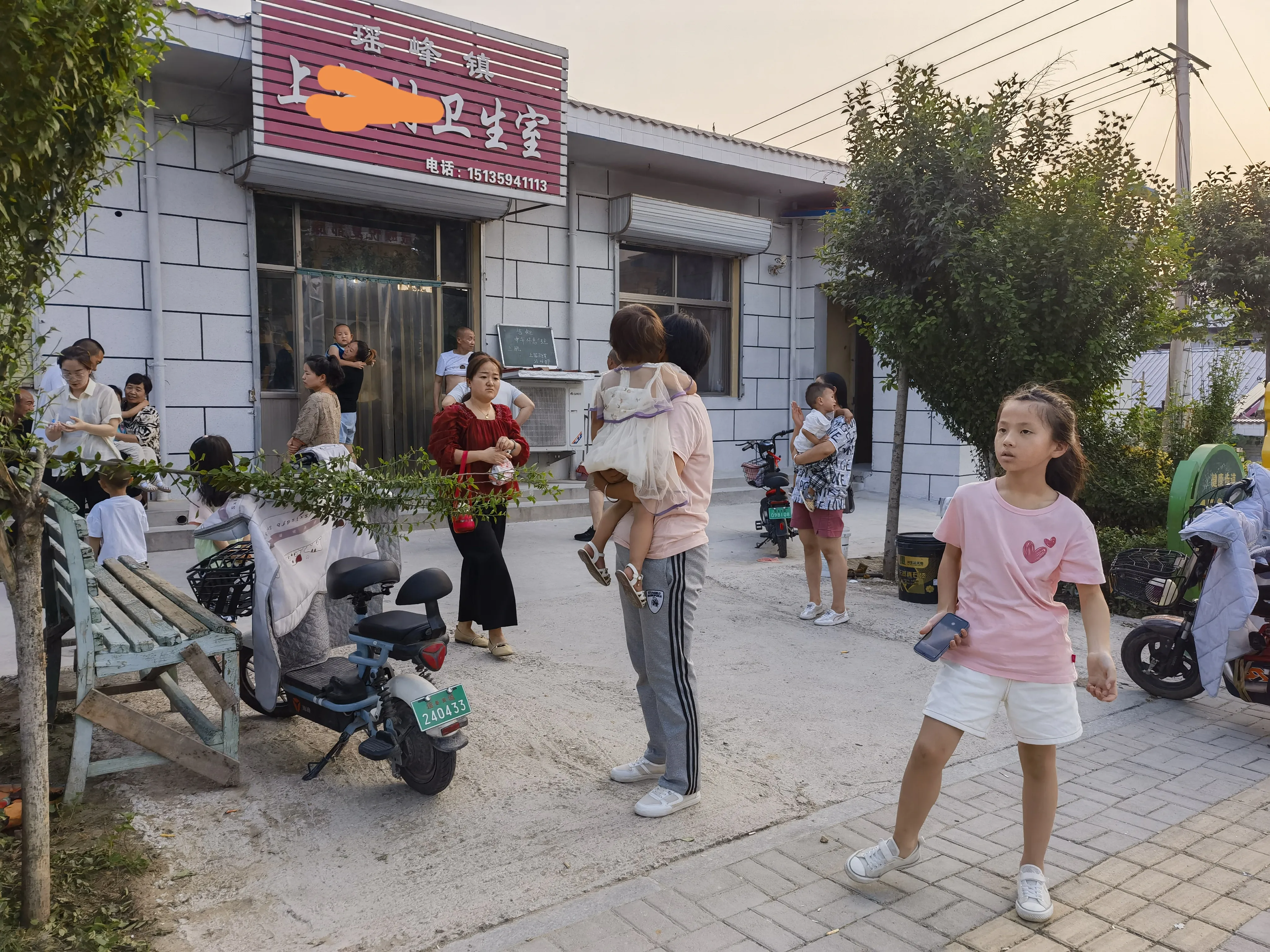 国家因为生育人口不断下降而着急，专家提了好多建议，就是不明白老百姓为什么不生娃？