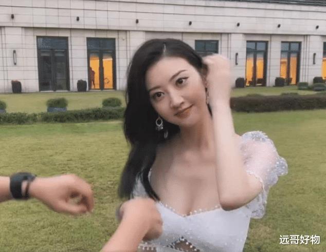 景甜“真人”长啥样？在没美颜的镜头下，景甜的颜值也太真实了！