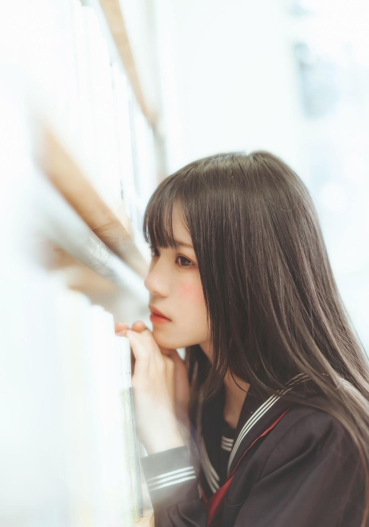 青春漂亮的jk制服女孩~