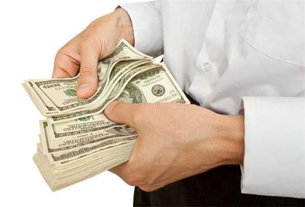 据韩国、日本媒体报道称，中国足协有意聘请德国队主帅勒夫出任中国国足的主教练，并提