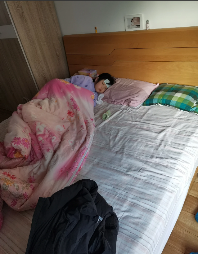 媳妇干财务的，有注会证，之前一直在会计师事务所干审计项目经理，因为太累，脑袋一热