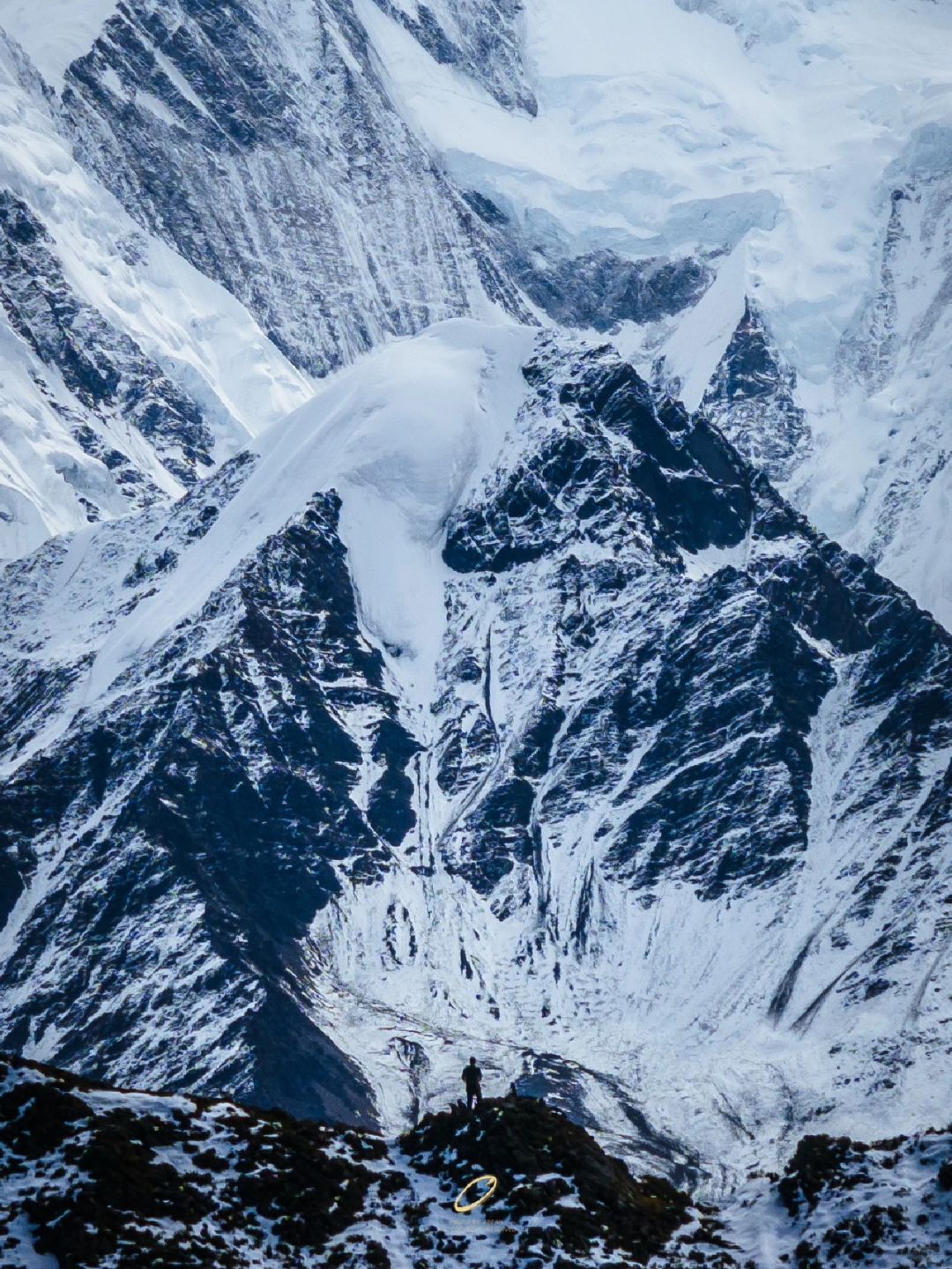 佛缘
这大概是我离观音最近的一次，愿平安喜乐。
马面金刚是观音千万化身之一，第一