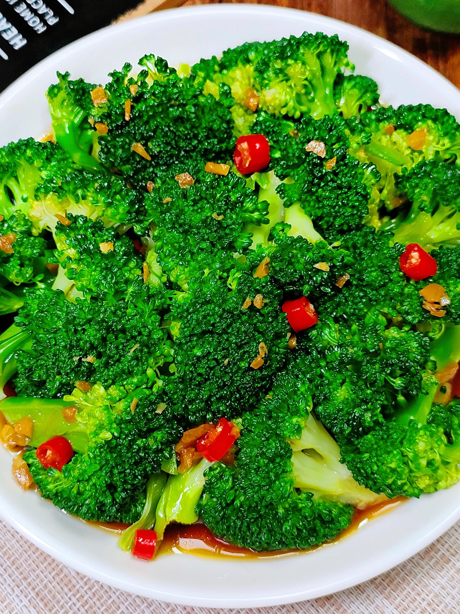 快手家常菜白灼西兰花，好吃又掉秤
超清爽的白灼西兰花，简单营养好吃不胖，爽口又解