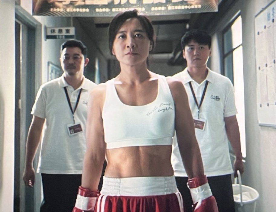 大年初一到了，贾玲执导的全新影片《热辣滚烫》已经在大银幕上映了，已有观众观赏了此