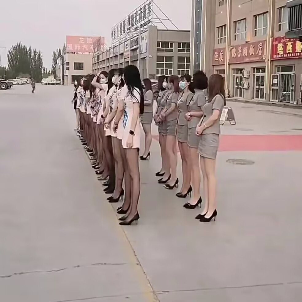 就是不知道，还招不招人！