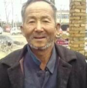 上世纪九十年代，北京的警察抓了一个流浪汉，因为没有暂住证，就把他带到了收容所，到