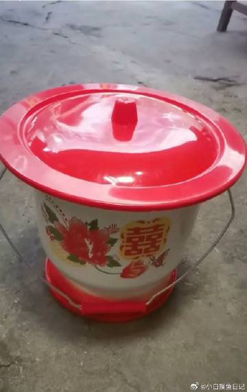 意想不到的文化输出，痰盂火爆。