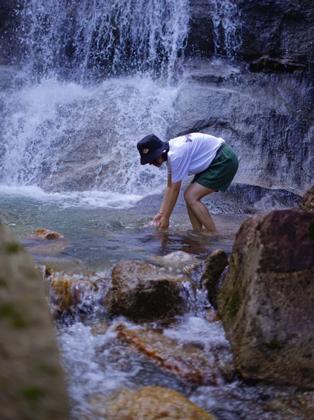 广州游山玩水 夏日溯溪独享野瀑布清凉一夏
