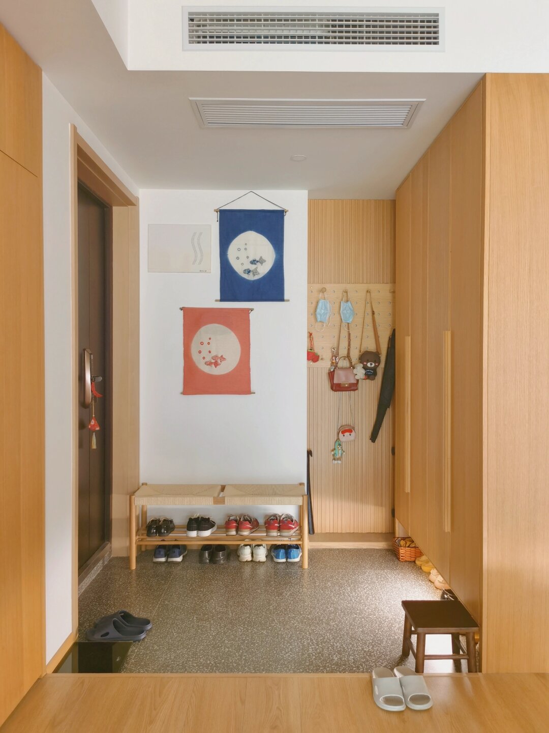 35w装好139㎡梦中情户型（附上户型图）
建面139㎡，套内122㎡，打了飘窗