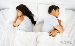 老婆出轨了一个小鲜肉，这个小鲜肉还是我认识的人……