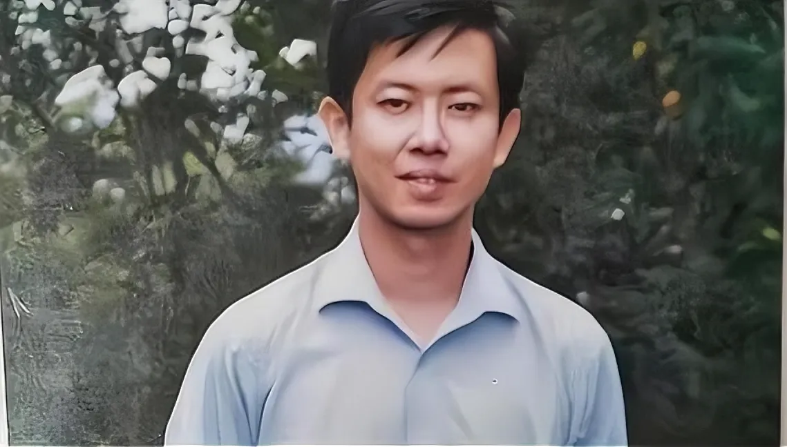 我没错，宁死不道歉！”2019年7月3日，从教19年的周安员老师，坚决不向学生道