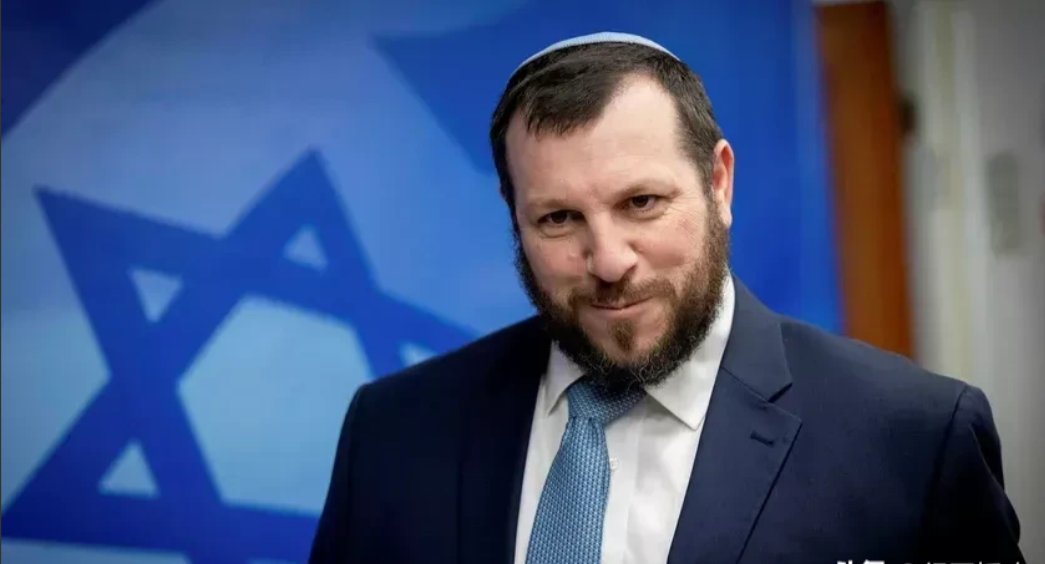 以色列部长暗示可向加沙投核弹，总理严厉批评。现在的以色列够狂的了，这种弹都敢用，