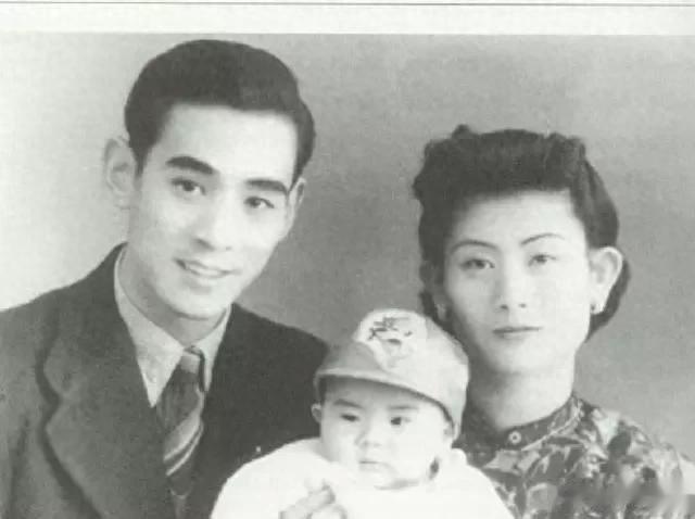 演了38年戏，75岁才靠龙套被观众记住，女儿拿金像奖儿子拿奥斯卡