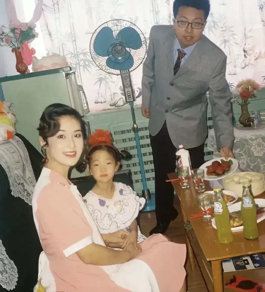 80年代这家庭该是什么水平了？
