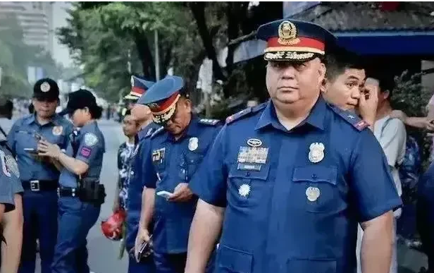 6名中国人在菲律宾被绑架，目前下落不明！

根据菲律宾新闻报道，6名中国公民和3