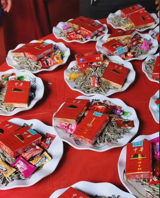 如果酒席是这个标准的话，付多少礼合适？
