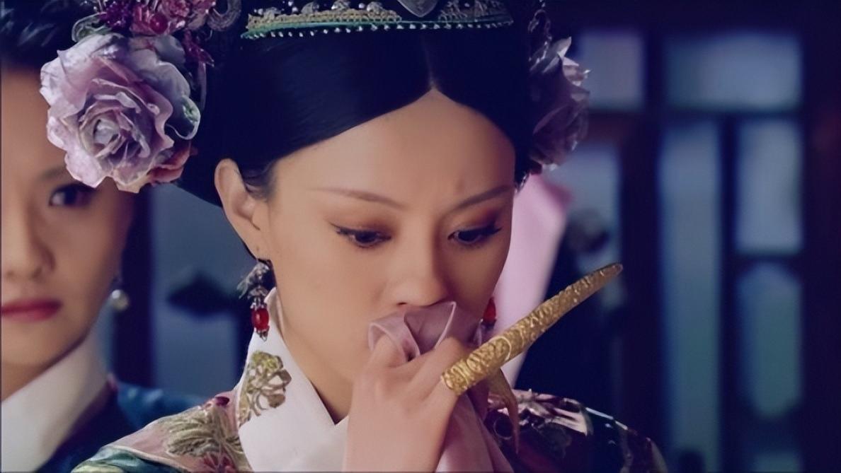 我把“安陵容小产，甄嬛紧紧捂住鼻子”想了100遍，才明白男人的宠而不爱有多恶心