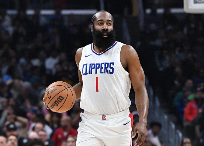 北京时间2023年12月15日，今日NBA比赛，13胜10负的快船主场迎战10胜