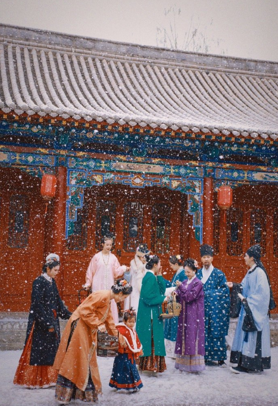 能不能穿这样拍一场群芳赏雪