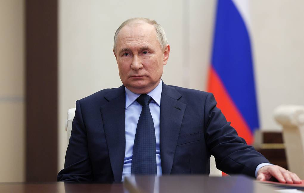 今天普京下令，俄罗斯两架飞机飞往中东，美媒称美国务卿或将敦促以色列“暂停袭击”
