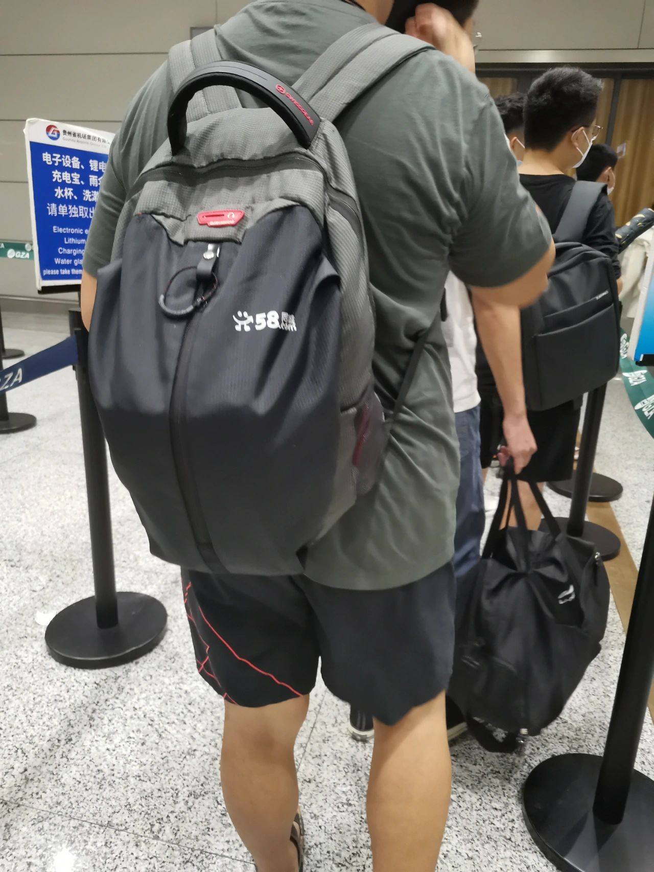 背包带上飞机#登山包可以带上飞机吗#
