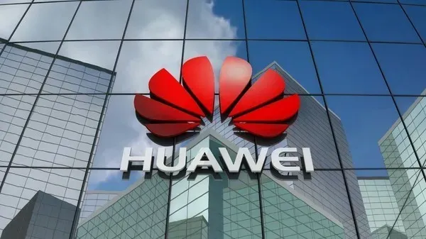 华为真的是“勇气可嘉”！一款2年前发布的4G华为nova9，华为现在还卖到153