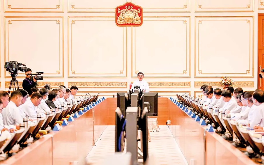 缅甸军方表示，他们已经失去了对位于我国边境的战略重镇的控制
显然，这是缅甸自掌权