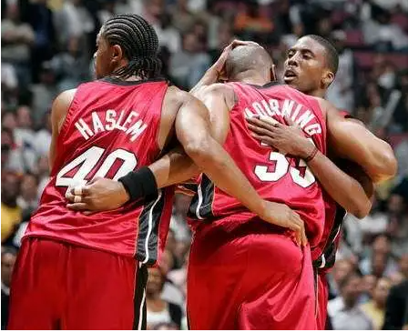 实话实说，NBA名人堂门槛被5名球员拉低了！
1、麦迪
2、希尔
3、莫宁
4、