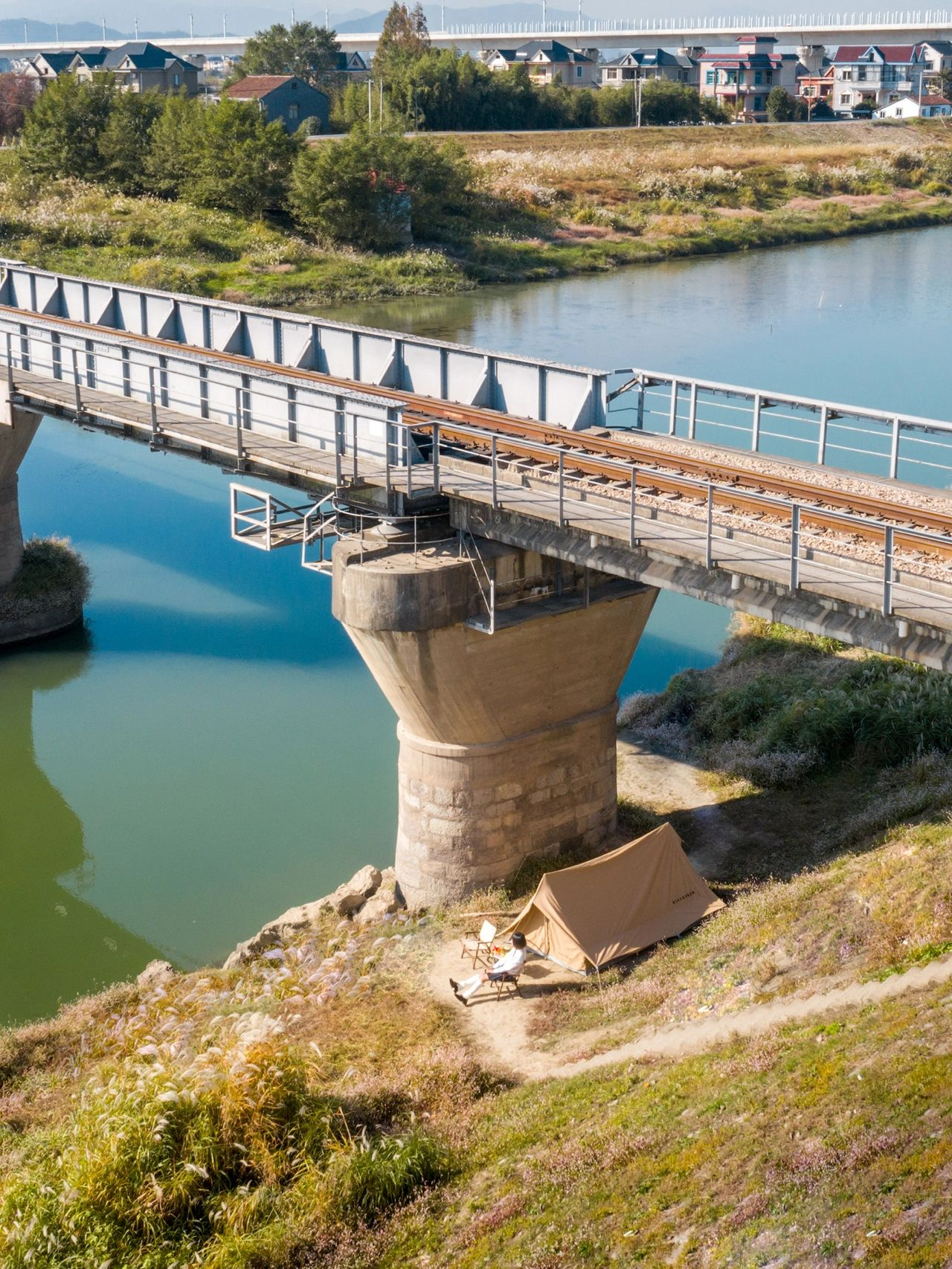 杭州两个小众露营地，人少还超级出片