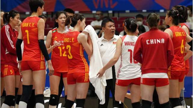 国际排联深夜官宣，李盈莹、蔡斌哭了！中国女排人心振奋