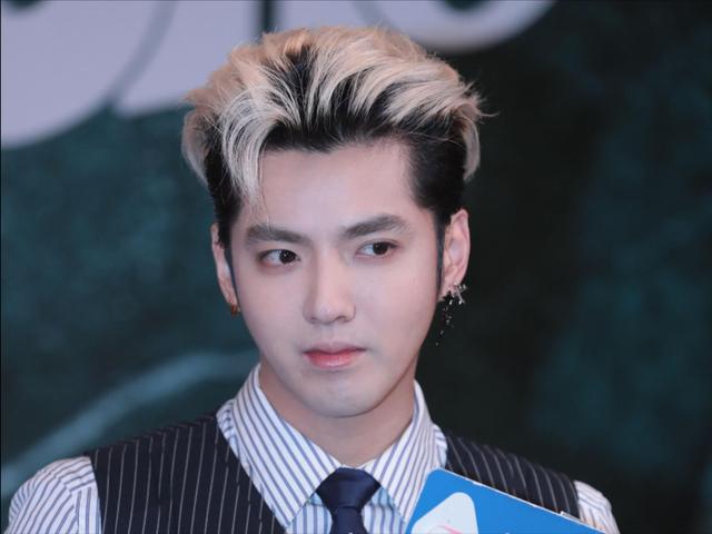 【吴亦凡被驱逐之日起十年内不准入境】

11月24日，公安部治安管理局表示吴亦凡