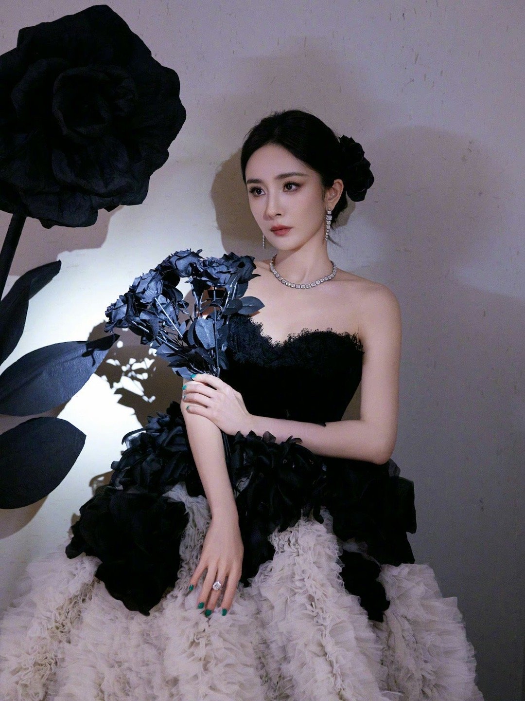 智族GQMOTY年度人物盛典！
杨幂、倪妮、杨紫、虞书欣、白鹿、杨超越、田曦薇、