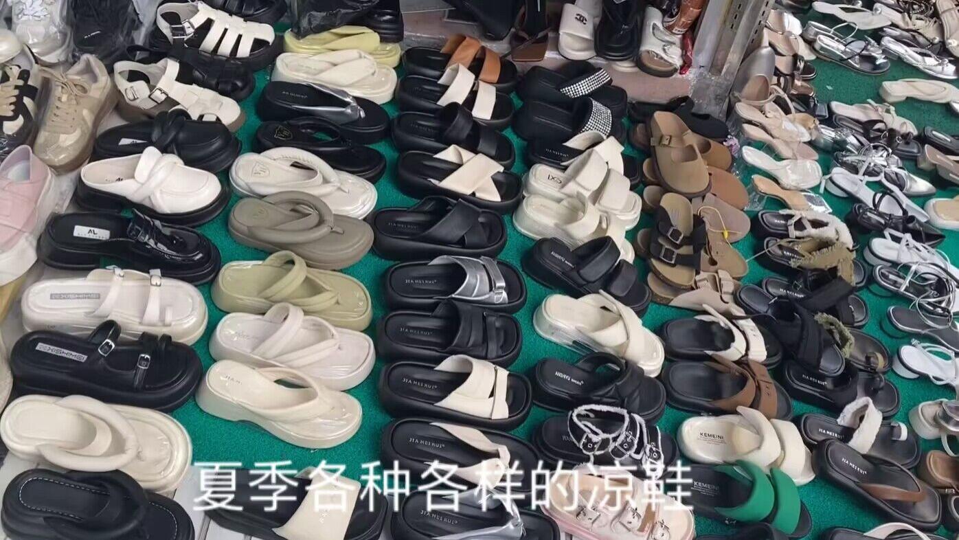 广州服装批发市场鞋子档口夏季上新，大多以拖鞋凉鞋为主，日常休闲百搭款，高性价比#广州 #女鞋 #夏季