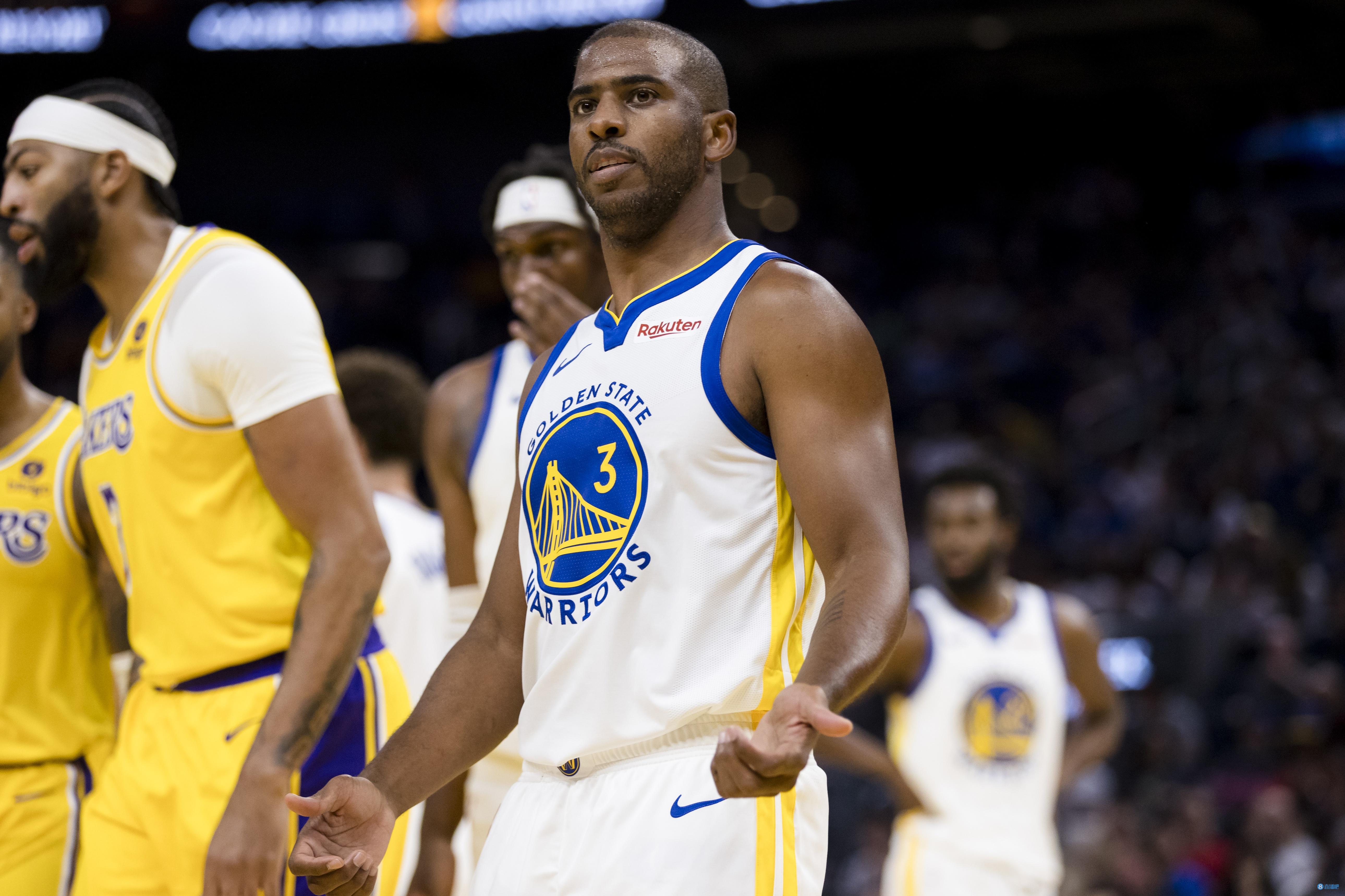 保罗太香了！半场6分3板5助，控场稳定，勇士这笔交易确实太值了


NBA季前赛