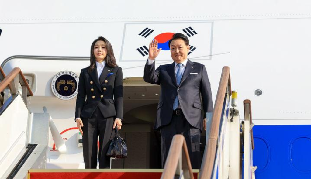 韩国夫人来了，智利夫人也来了，这回美国热闹了，第一夫人亮相旧金山，个个美得各具千