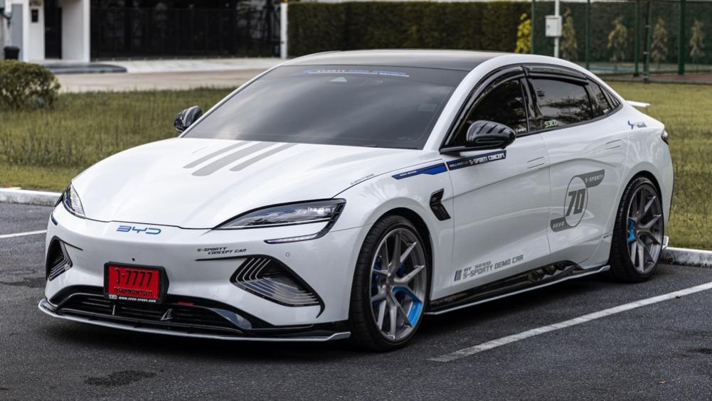 帅气 比亚迪海豹 运动套件上身，颜值大大提升！