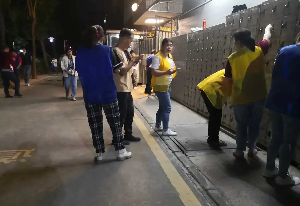 不干了，今天又辞工了！
不是事情不好做，而是，那个主管和组长喜欢乱骂人！老是喜欢