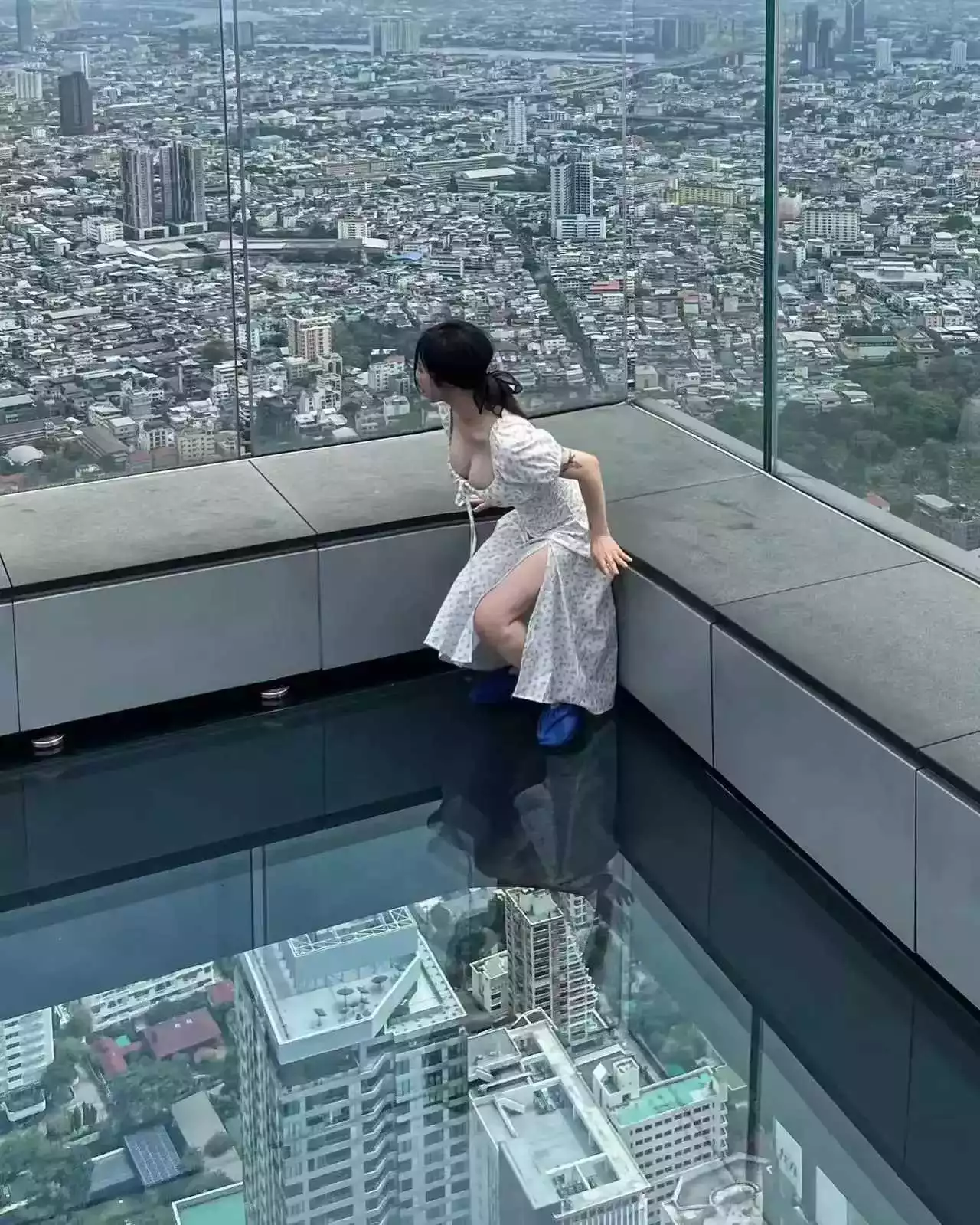 快来救我，我好害怕！