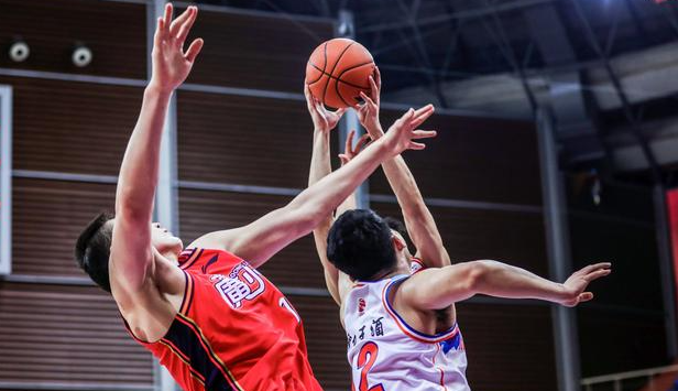 中国球员NBA总薪资一览！第一竟不是姚明
第七名：孙悦，NBA生涯总薪资45万美