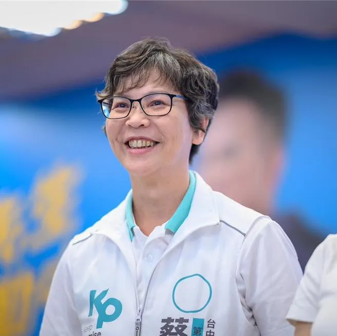 震撼弹！柯文哲昔日心腹大将、民众党台中“立委”候选人蔡壁如，15日晚公开委婉表达