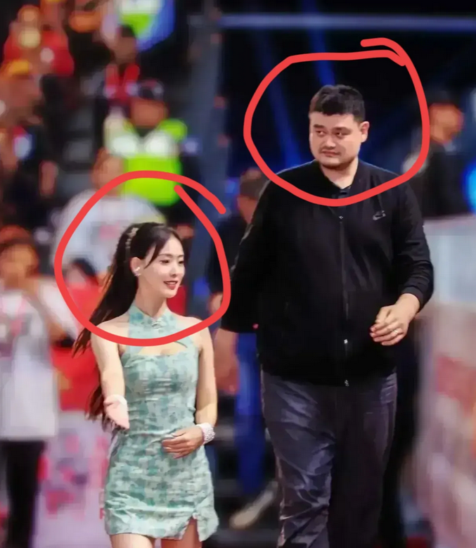 这样一起走路，女孩会不会有压力[机智][机智][机智]