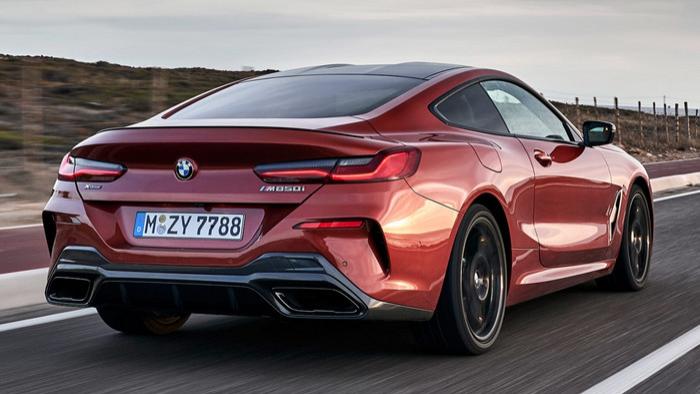 移动的艺术品！宝马8系真车现身，颜值帅到不像话