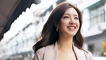 演员傅晶：46岁还能演大学生，多年来低调拍戏，很美可剧本太烂