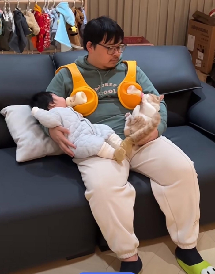 实在憋不住的笑了
