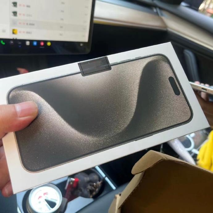  卧槽？iPhone 15不是刚发布没多久吗？就降价近千元？这次双十一力度属实有