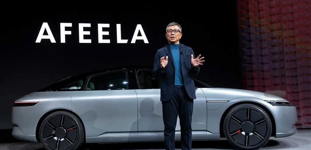 这是打脸谁？日本车企CEO狂喷中国电动车车机系统：只是排列图标，没有技术惊喜！索